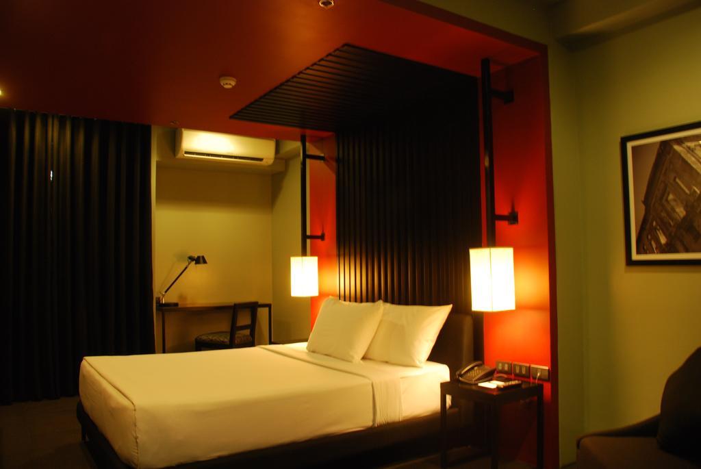 Amelie Hotel Manila Exterior foto