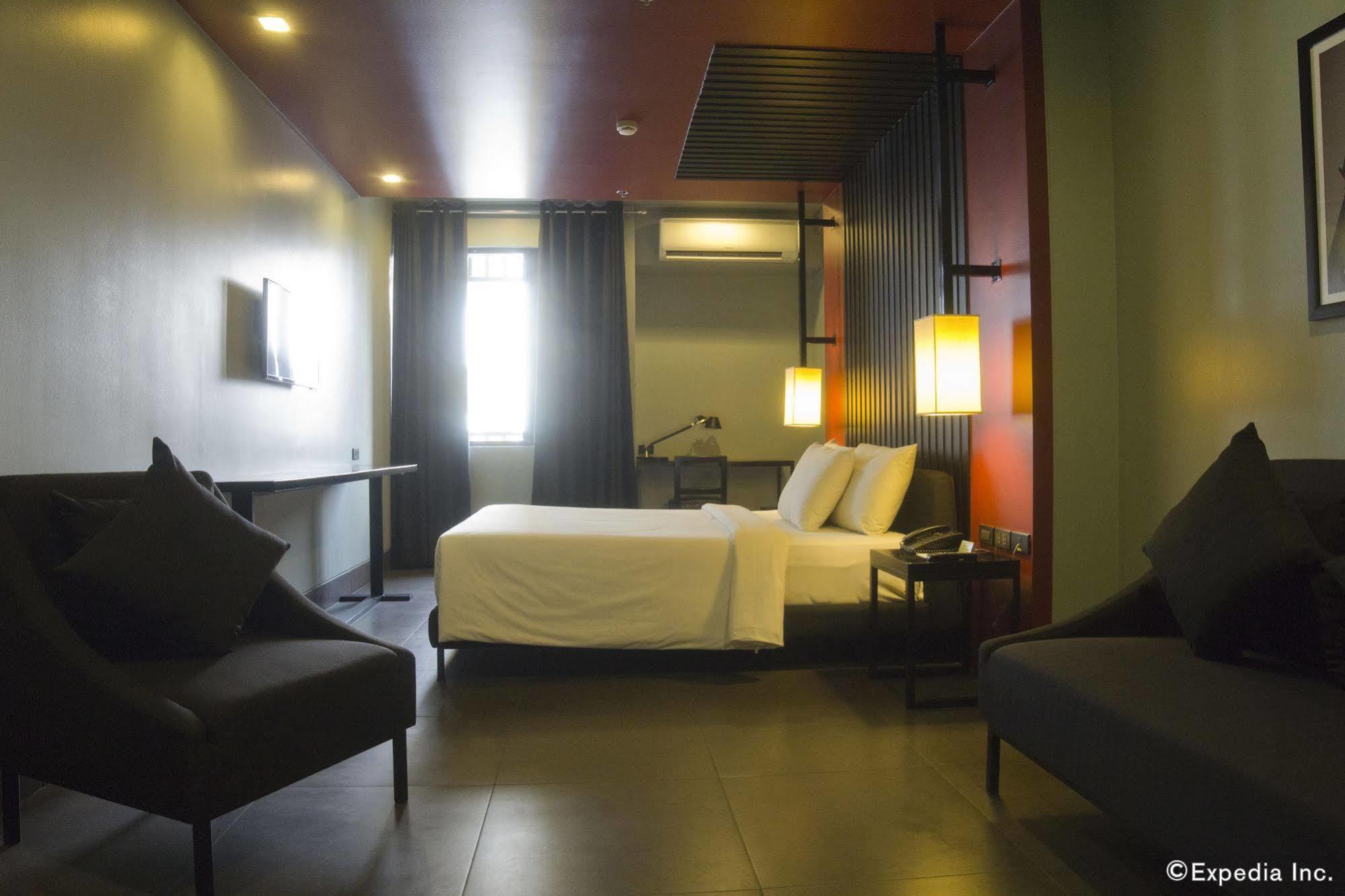Amelie Hotel Manila Exterior foto